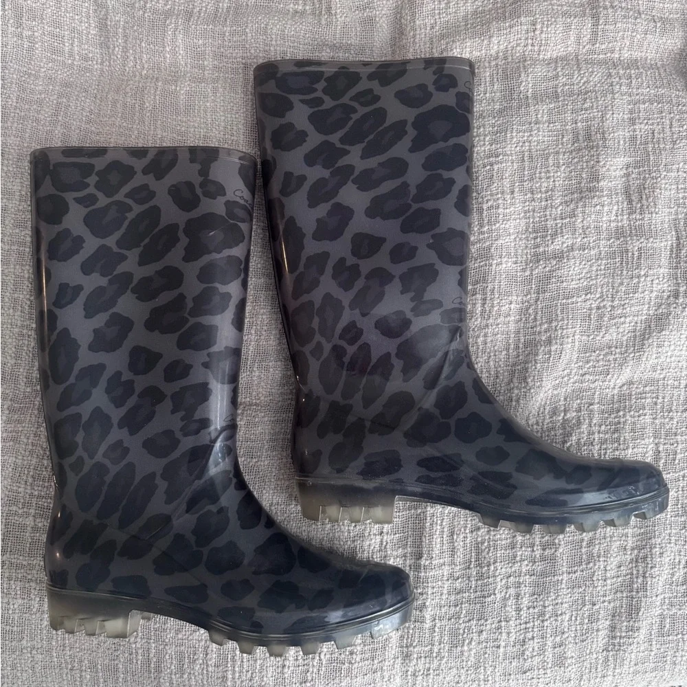 COACH RAINBOOTS - Pixy Ocelot Leopard Print Black/Gray Women’s Size 9